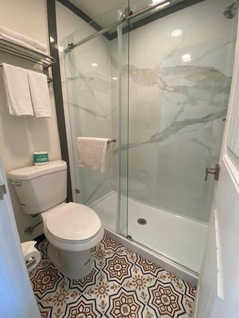 Super 8 By Wyndham Downtown 2* Oceanside