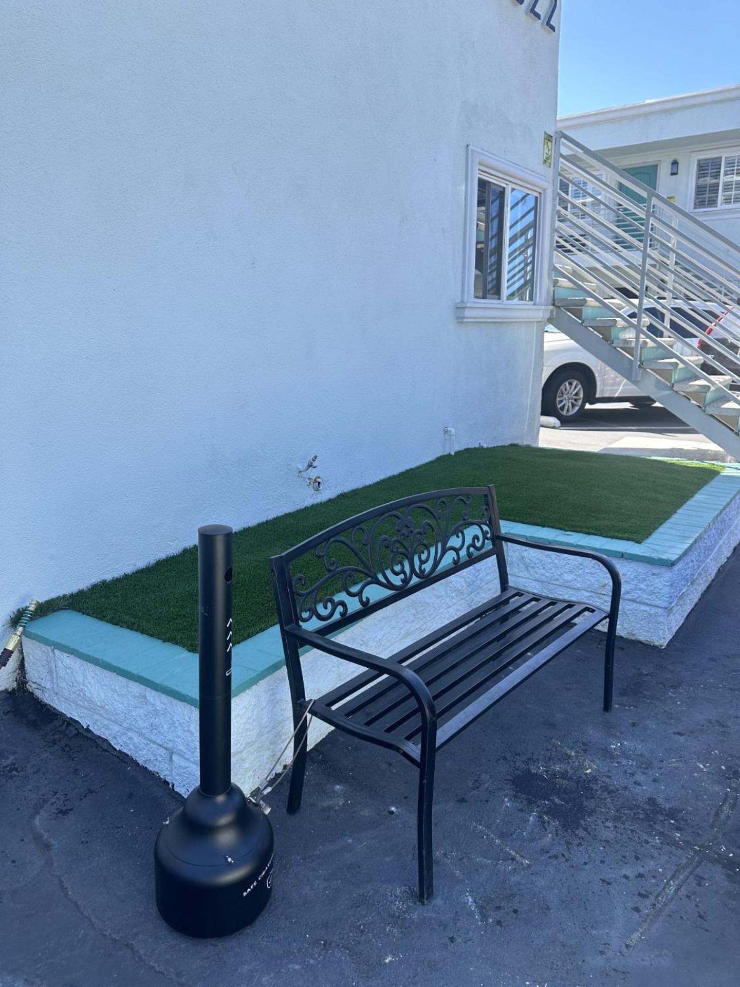 Super 8 By Wyndham Downtown Oceanside